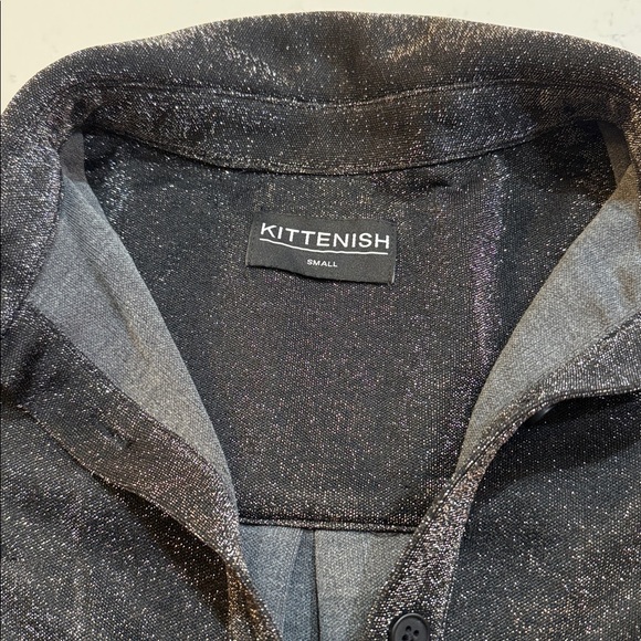 Kittenish sparkly top - Picture 2 of 2